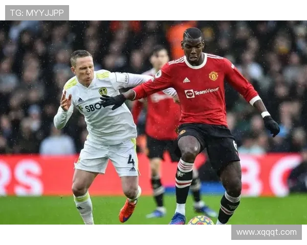 英超发布双红会预热海报 多位传奇亮相 萨拉赫与B费领衔激情对决